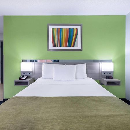 Microtel Inn By Wyndham Lake Norman Корнелиус Экстерьер фото