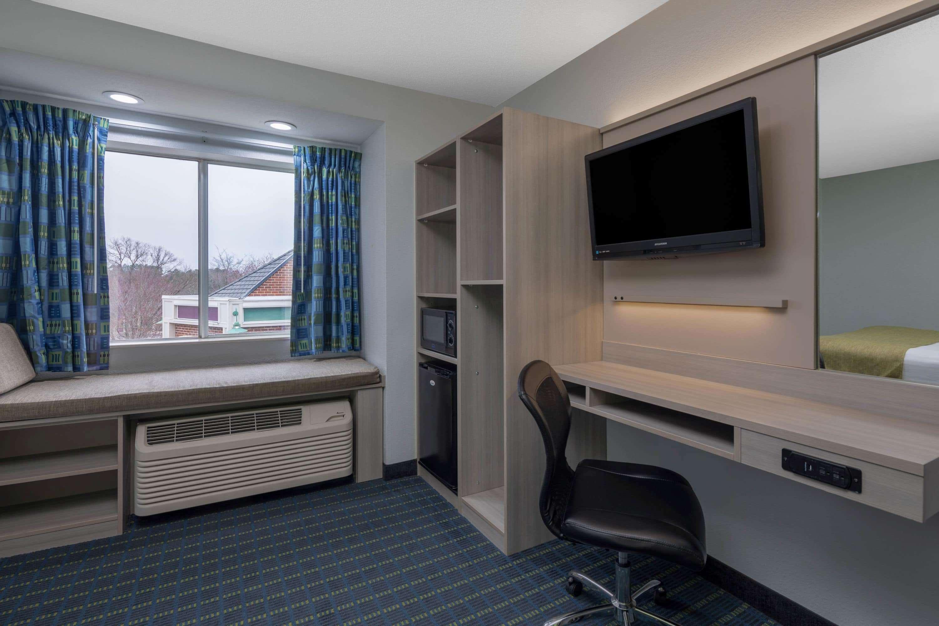 Microtel Inn By Wyndham Lake Norman Корнелиус Экстерьер фото