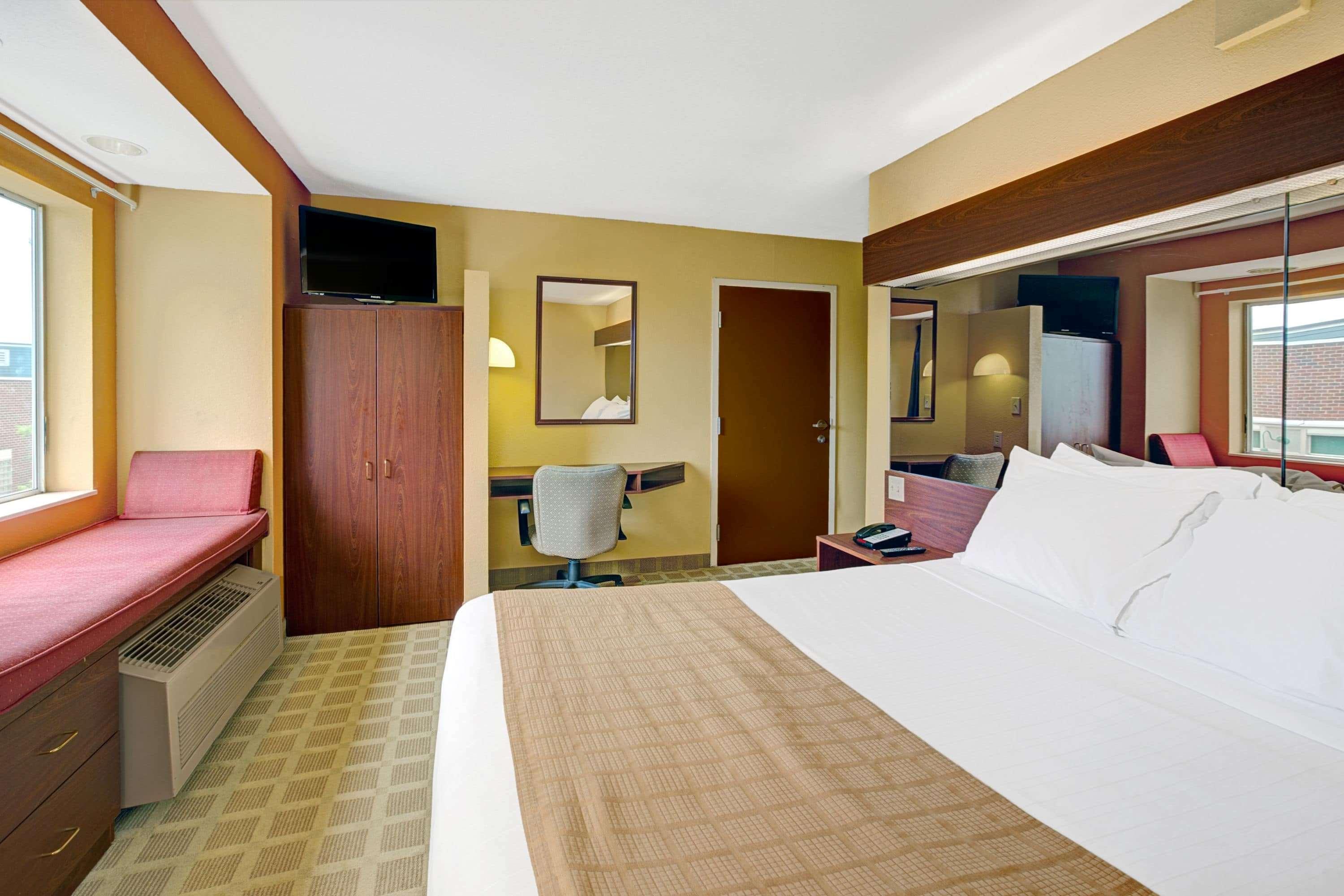 Microtel Inn By Wyndham Lake Norman Корнелиус Экстерьер фото