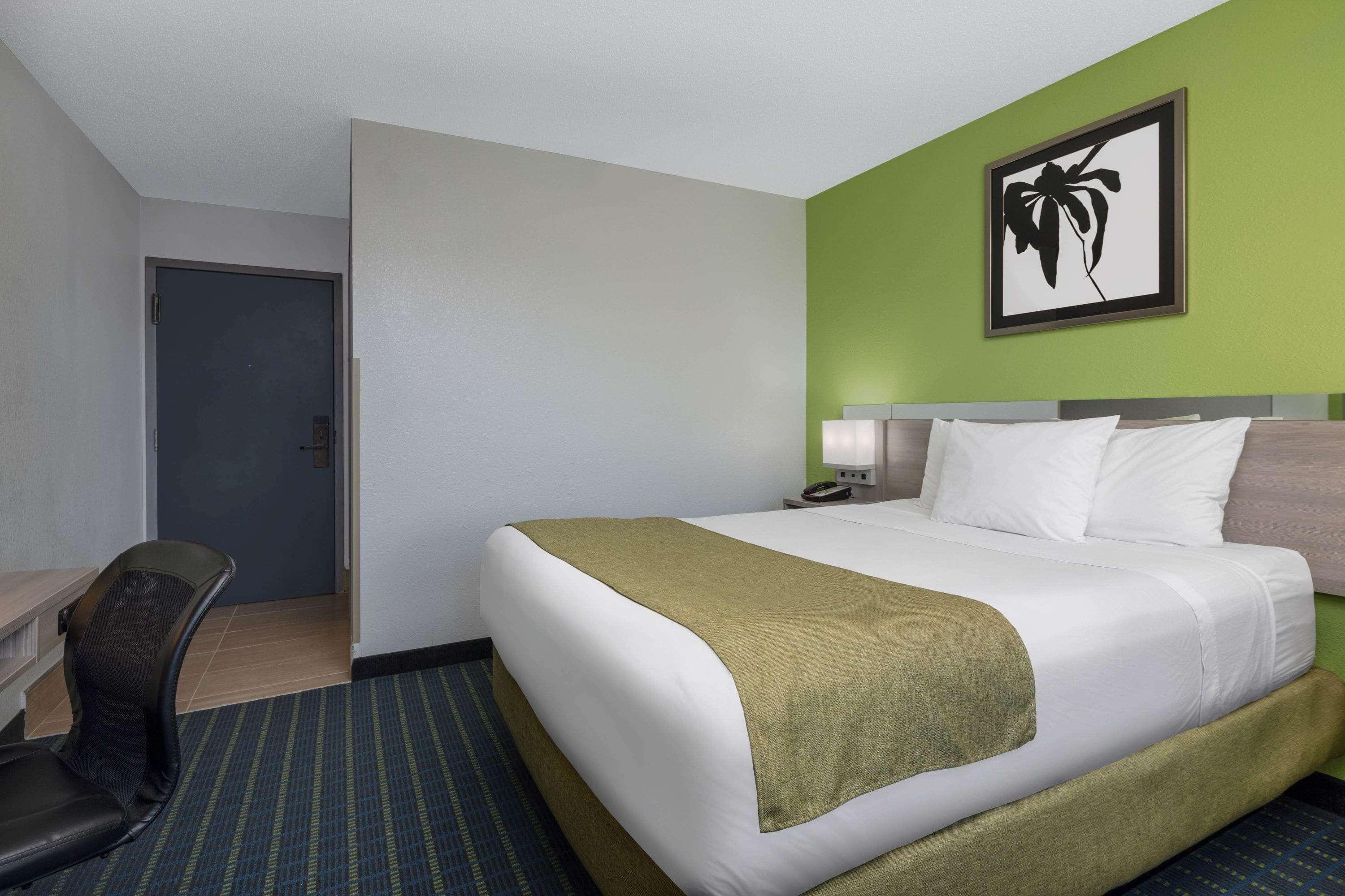 Microtel Inn By Wyndham Lake Norman Корнелиус Экстерьер фото