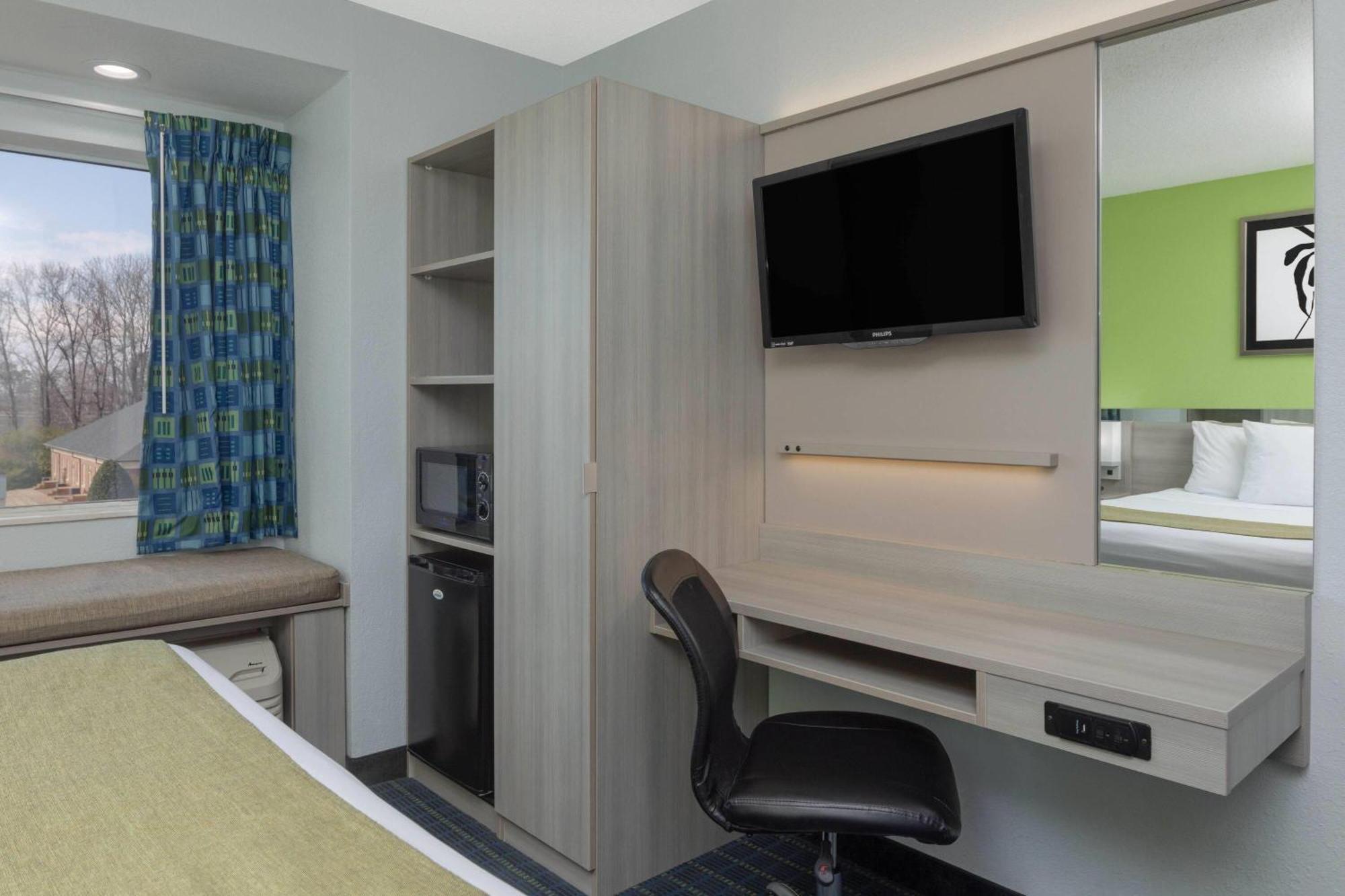 Microtel Inn By Wyndham Lake Norman Корнелиус Экстерьер фото